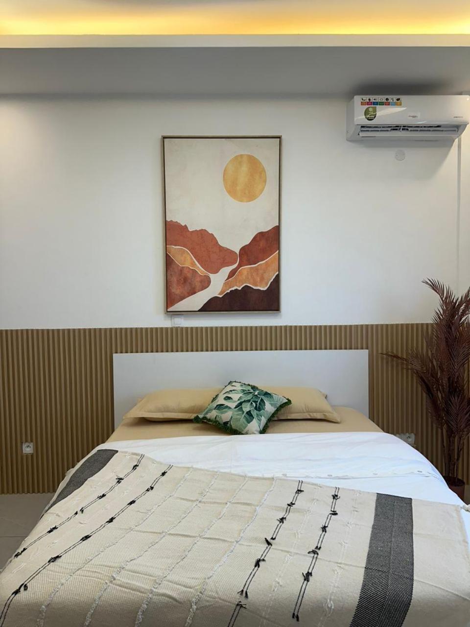 Luxueux Appartements - 2 Pieces Ou 4 Pieces - Quartiers Prises D'Almadies Et Ngor" ดาการ์ ภายนอก รูปภาพ